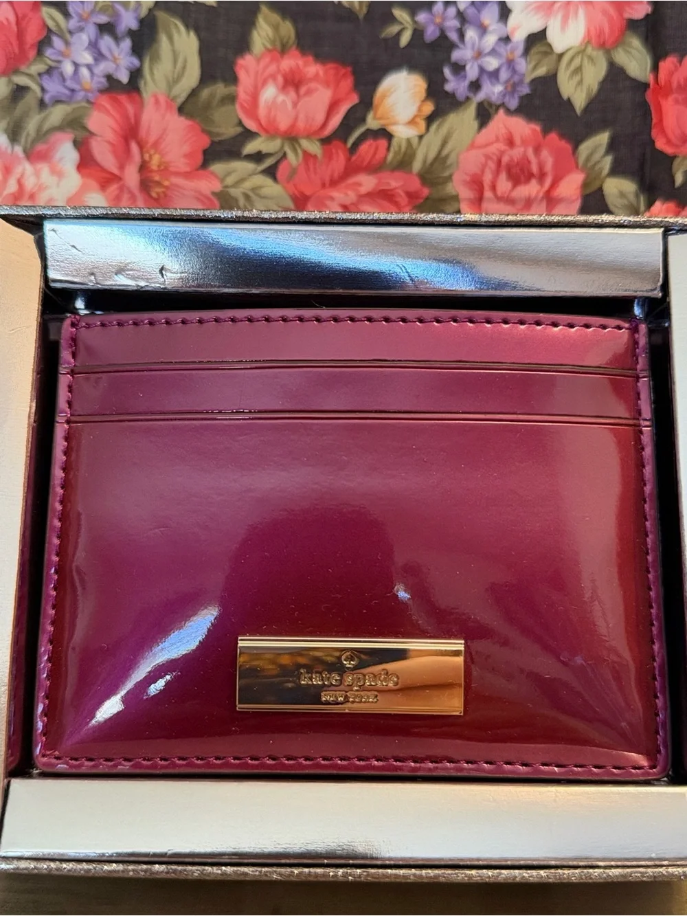 kate spade Patent Leather Card Holder in Berry Pink